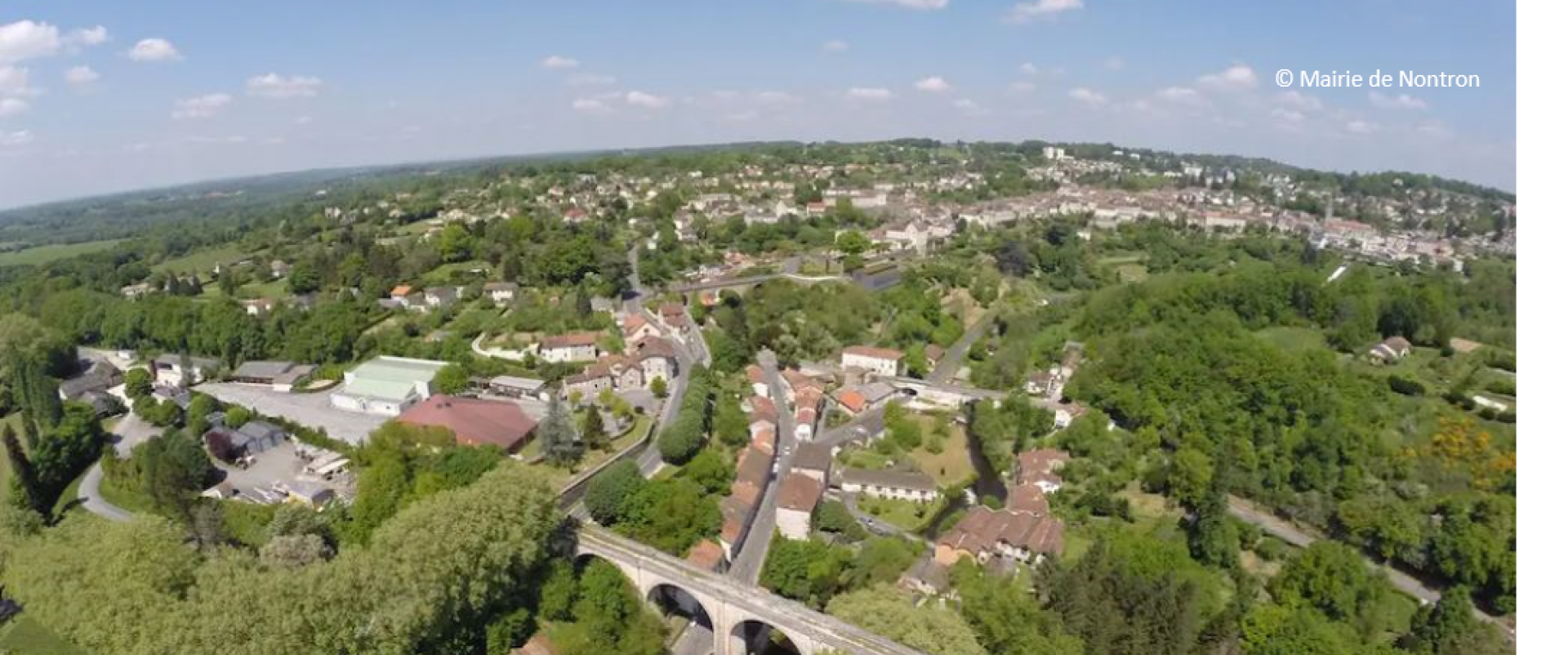 Photo aérienne de Nontron en Dordogne
